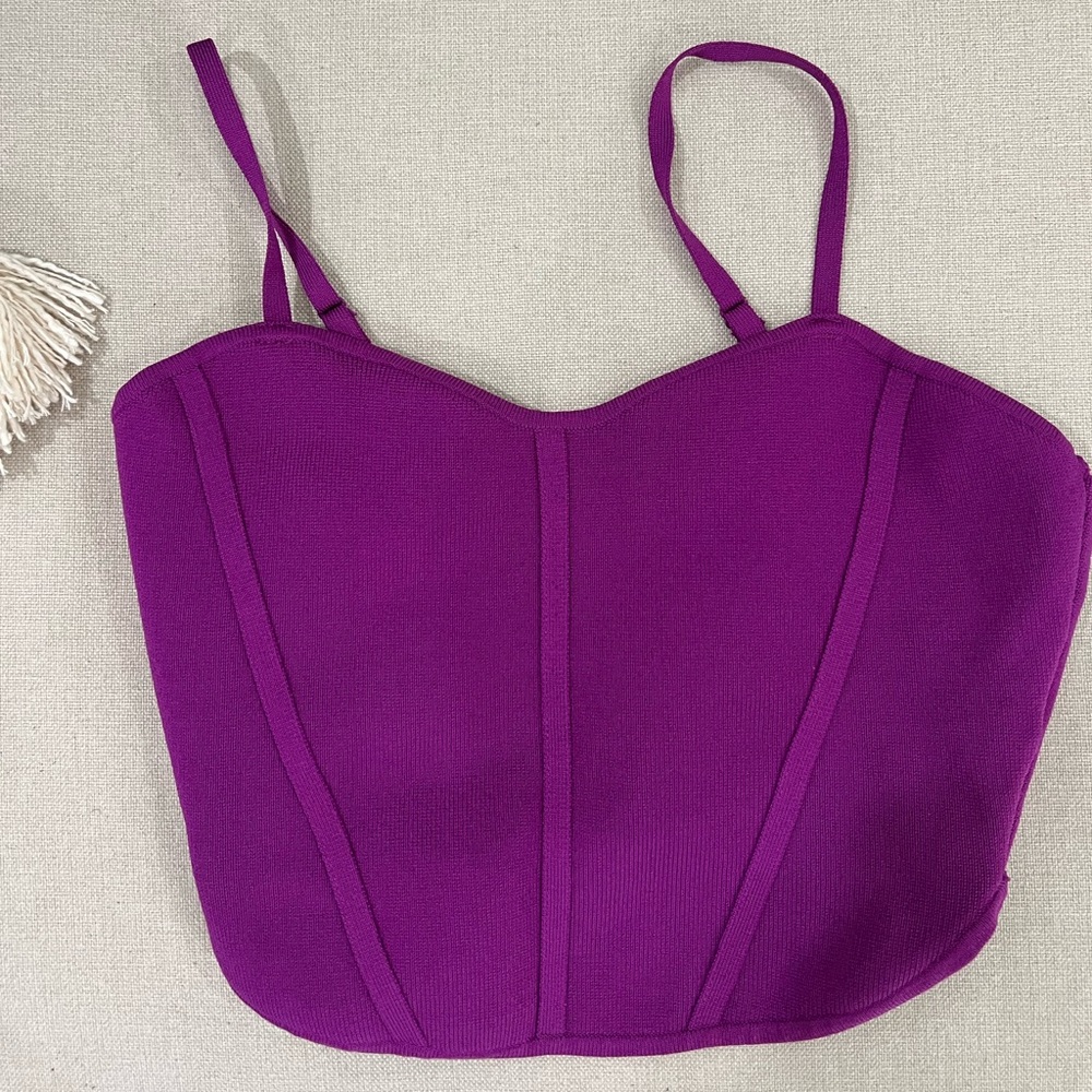 Babaton Sculpt Knit Crop Top